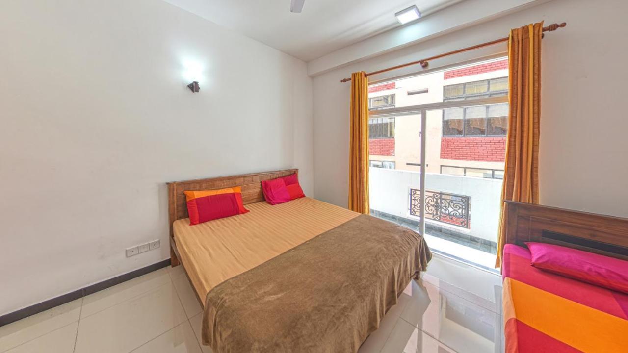 Ocean Breeze Apartment קולומבו מראה חיצוני תמונה