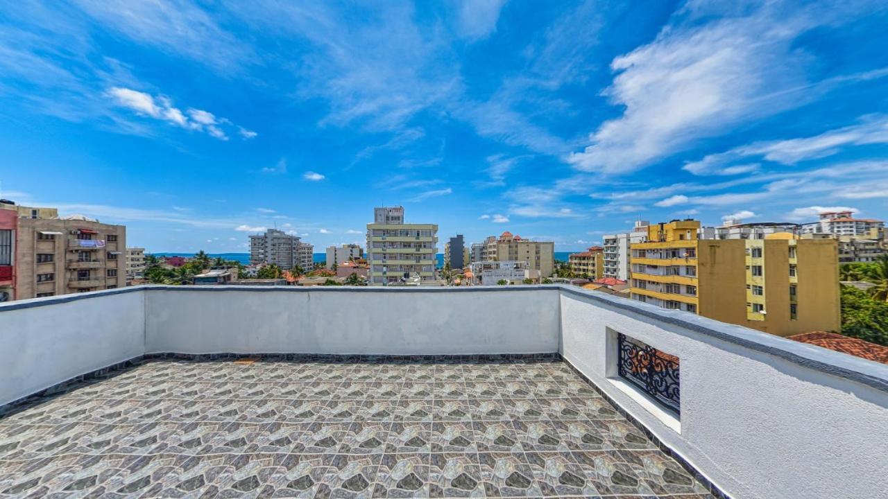 Ocean Breeze Apartment קולומבו מראה חיצוני תמונה