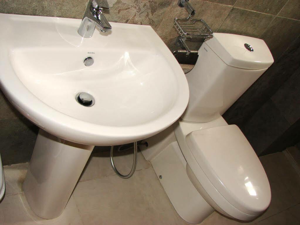 Ocean Breeze Apartment קולומבו מראה חיצוני תמונה