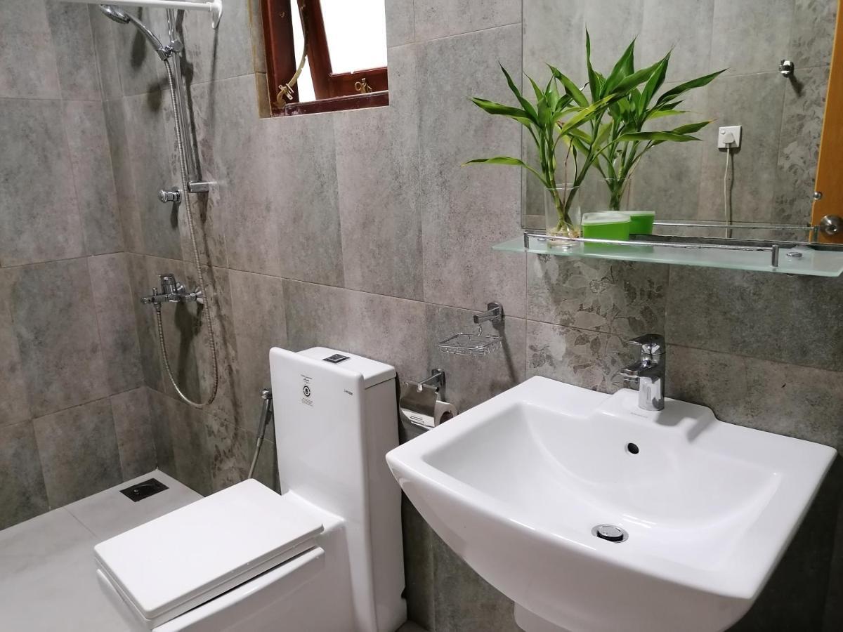 Ocean Breeze Apartment קולומבו מראה חיצוני תמונה